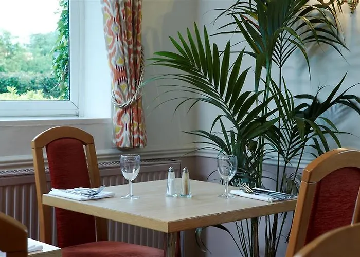 Consort Hotel, Urban Spa & Glamping Pods