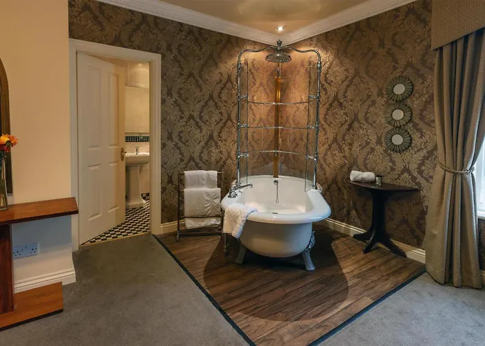 Ringwood Hall Hotel & Spa, Best Western Signature Collection